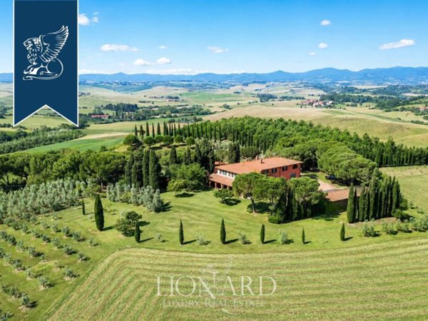 villa in vendita a Fauglia