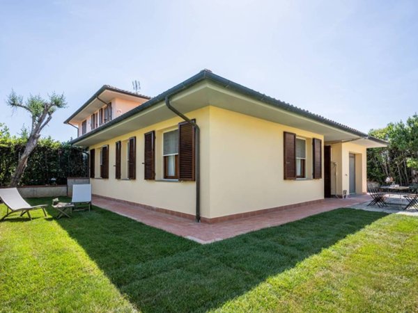 casa indipendente in vendita a Fauglia in zona Valtriano