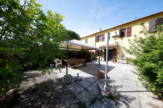 intera palazzina in vendita a Fauglia