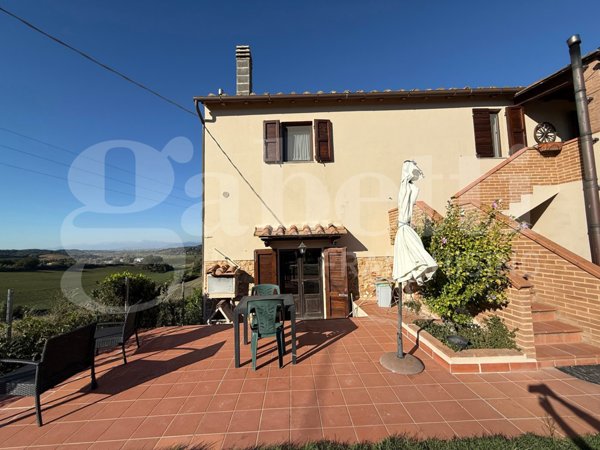 casa indipendente in vendita a Fauglia