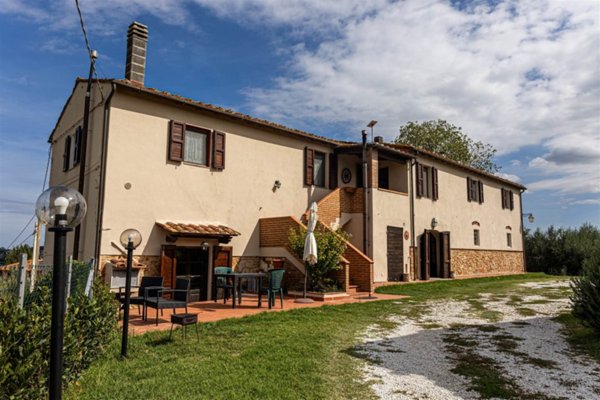 casa indipendente in vendita a Fauglia in zona Luciana