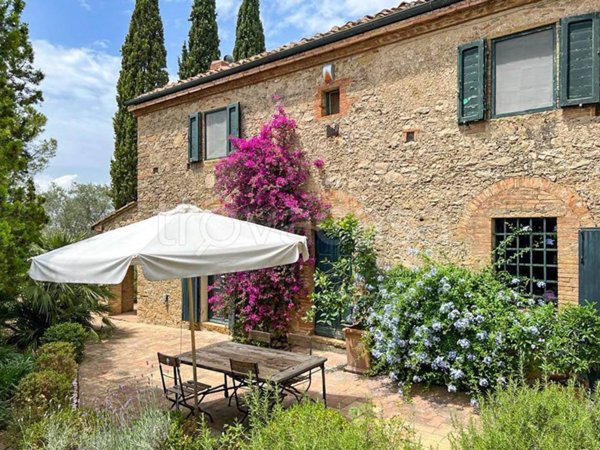 casa indipendente in vendita a Guardistallo