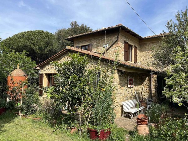 casa indipendente in vendita a Guardistallo
