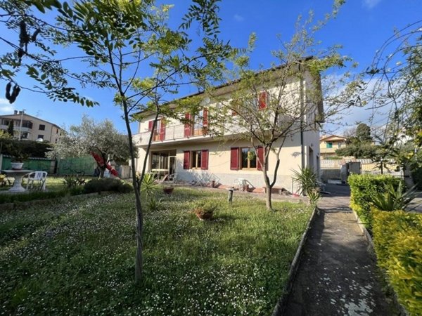 casa indipendente in vendita a Guardistallo