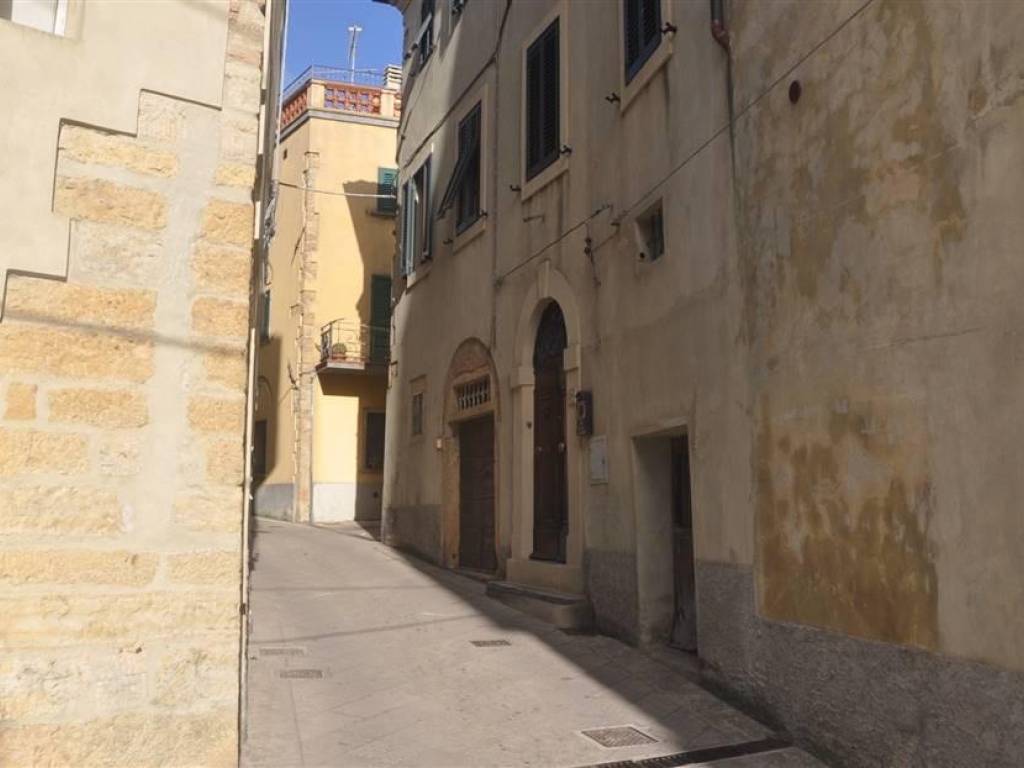 locale commerciale in vendita a Guardistallo