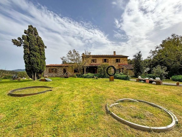 casale in vendita a Guardistallo