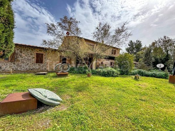 casa indipendente in vendita a Guardistallo