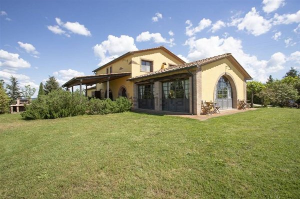 casale in vendita a Guardistallo