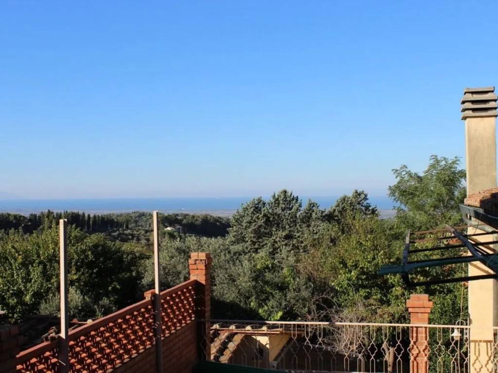 appartamento in vendita a Guardistallo