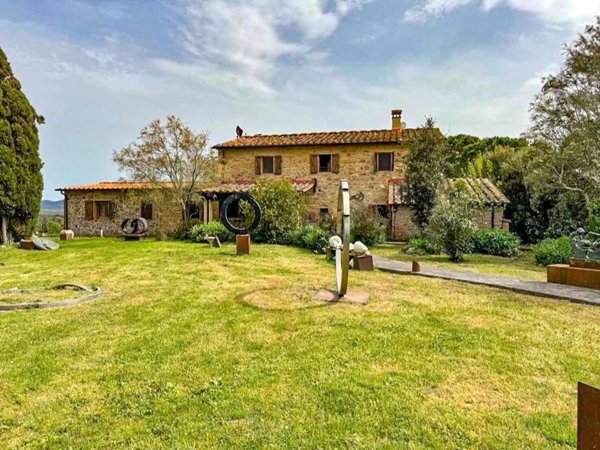 casale in vendita a Guardistallo