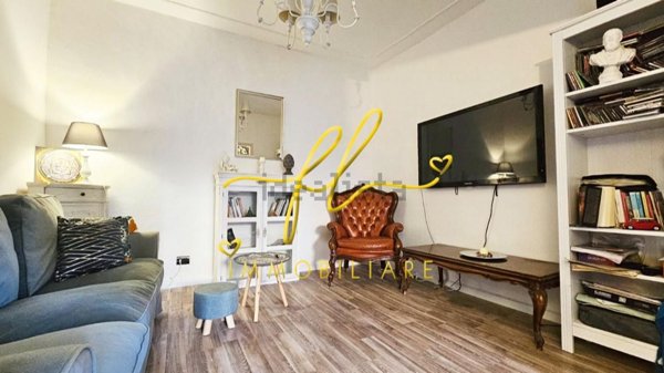 intera palazzina in vendita a Guardistallo