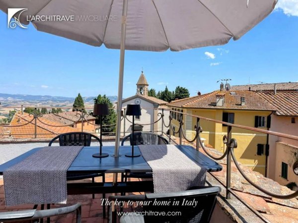 casa indipendente in vendita a Lajatico