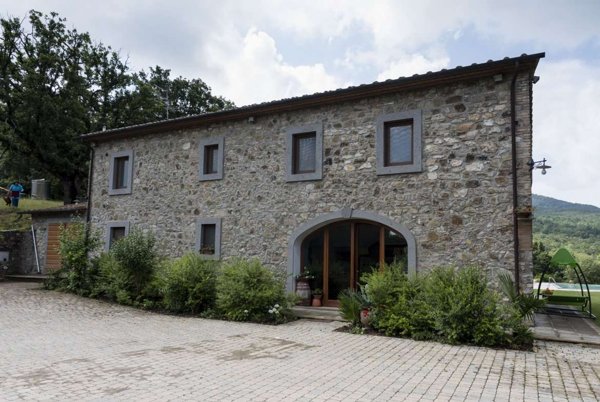 casa indipendente in vendita a Lajatico