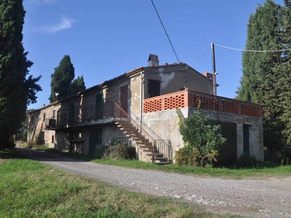casa indipendente in vendita a Lajatico in zona La Sterza