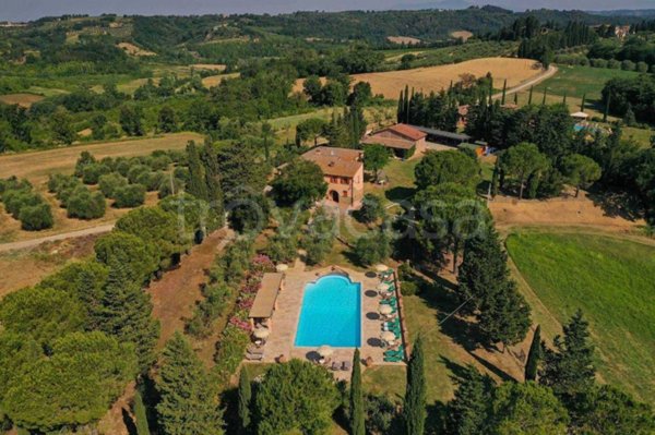 casa indipendente in vendita a Lajatico