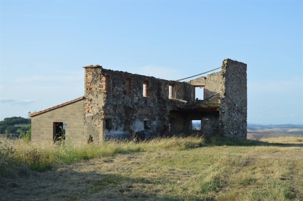 casa indipendente in vendita a Lajatico