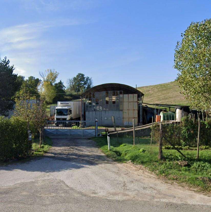 locale di sgombero in vendita a Lajatico