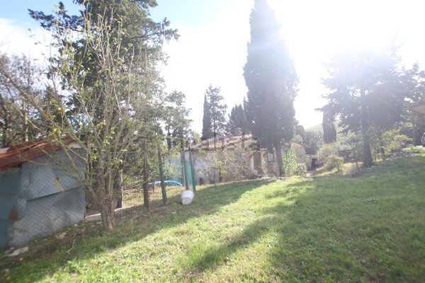 casale in vendita a Lajatico