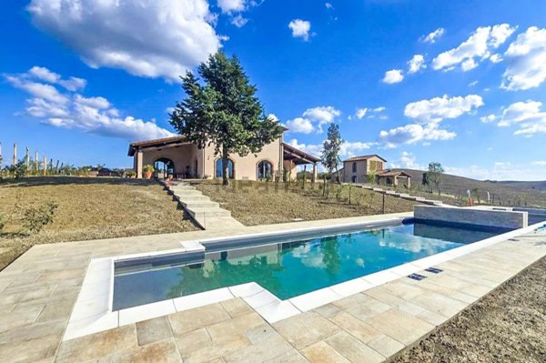 casa indipendente in vendita a Lajatico