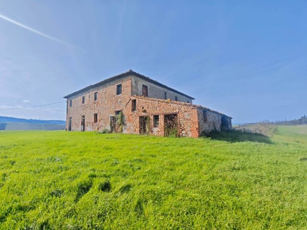 terreno agricolo in vendita a Lajatico