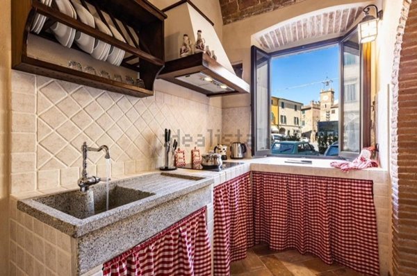 appartamento in vendita a Lajatico