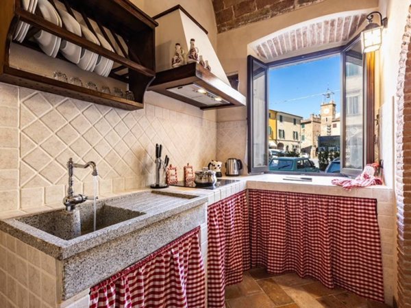 appartamento in vendita a Lajatico