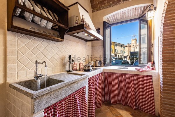 appartamento in vendita a Lajatico