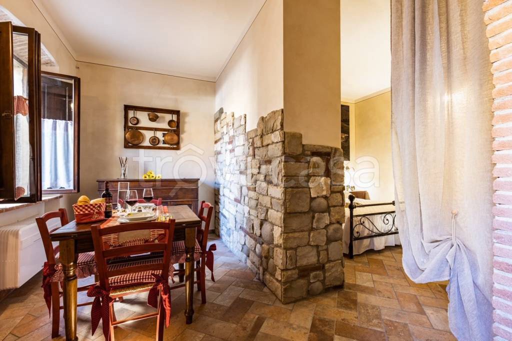 appartamento in vendita a Lajatico