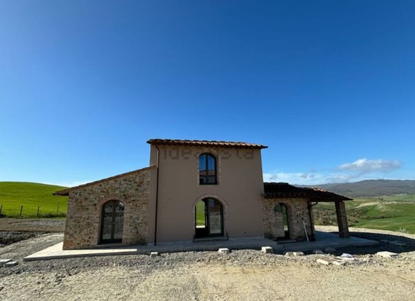 casa indipendente in vendita a Lajatico