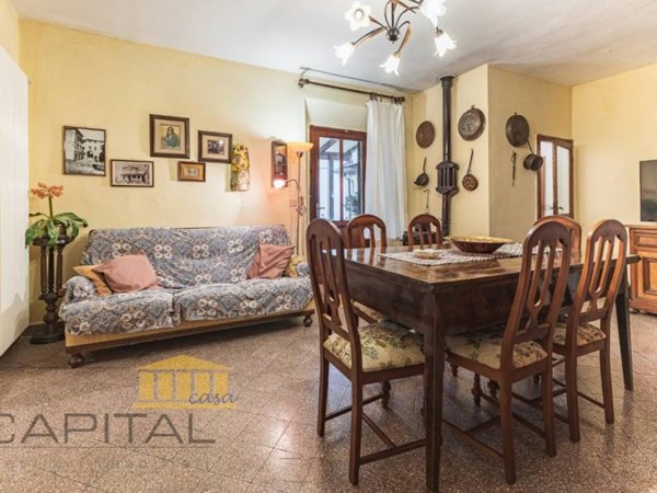 appartamento in vendita a Lajatico in zona Orciatico