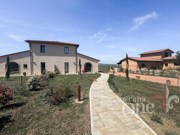 casa indipendente in vendita a Lajatico