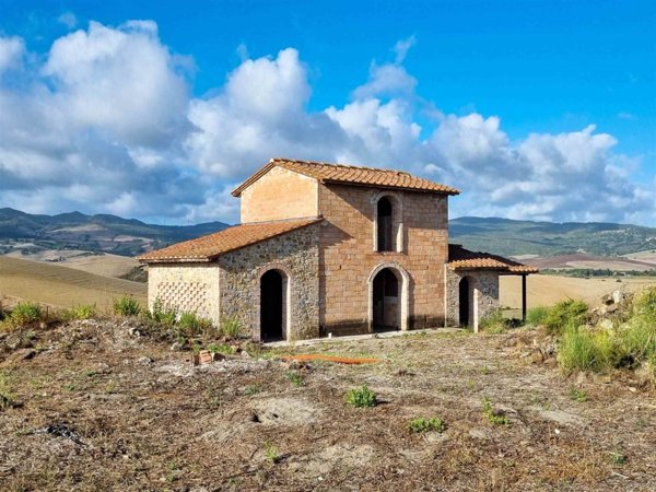 casa indipendente in vendita a Lajatico
