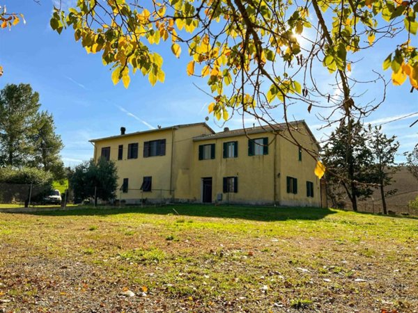 appartamento in vendita a Montecatini Val di Cecina in zona Querceto
