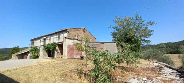 casa indipendente in vendita a Montecatini Val di Cecina in zona Ponteginori