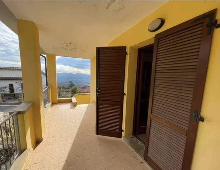 appartamento in vendita a Montecatini Val di Cecina