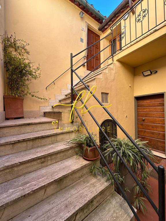 appartamento in vendita a Montecatini Val di Cecina
