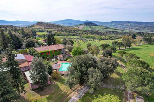 casa indipendente in vendita a Montecatini Val di Cecina