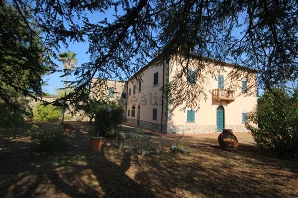 azienda agricola in vendita a Montecatini Val di Cecina