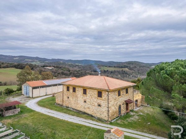 casa indipendente in vendita a Montecatini Val di Cecina