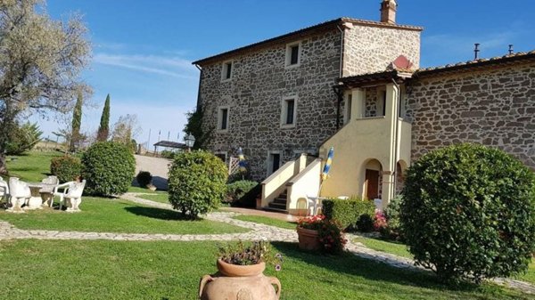 casa indipendente in vendita a Montecatini Val di Cecina