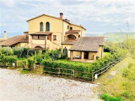 appartamento in vendita a Montecatini Val di Cecina