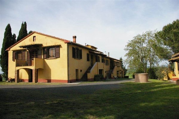 casa indipendente in vendita a Montecatini Val di Cecina