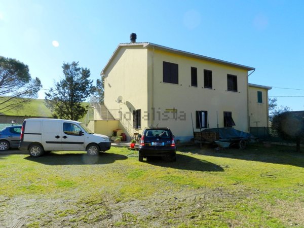 casa indipendente in vendita a Montecatini Val di Cecina in zona Querceto