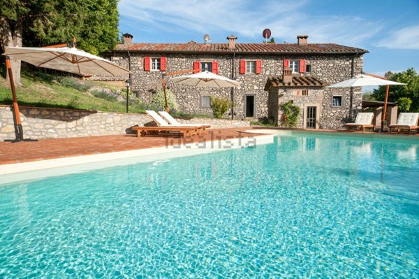 casa indipendente in vendita a Montecatini Val di Cecina