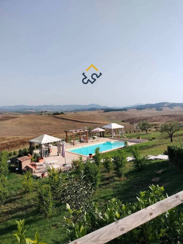 casa indipendente in vendita a Montecatini Val di Cecina