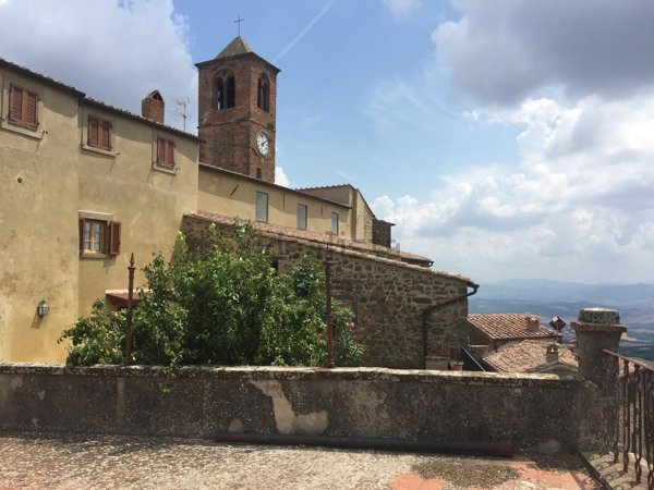 casa indipendente in vendita a Montecatini Val di Cecina