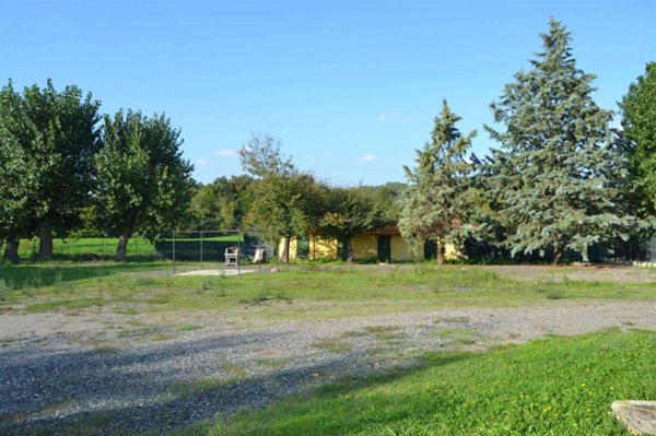 azienda agricola in vendita a Montecatini Val di Cecina in zona Querceto
