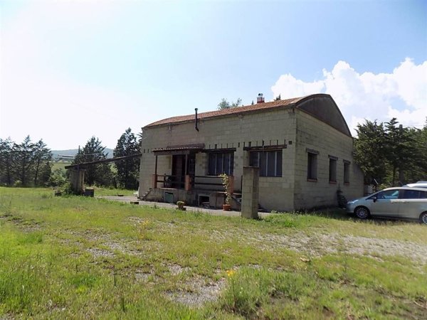 appartamento in vendita a Montecatini Val di Cecina in zona Ponteginori