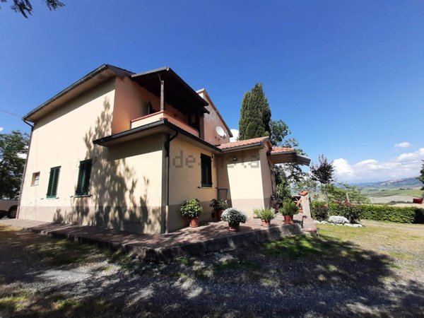 casa indipendente in vendita a Montecatini Val di Cecina