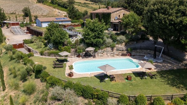 casa indipendente in vendita a Montecatini Val di Cecina